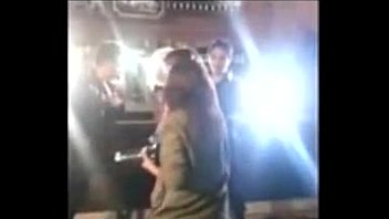 accidentally anushka sharma'_s boobs exposed during the shooting of bombay velvet