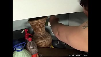 Hot MILF fucks the young repairman